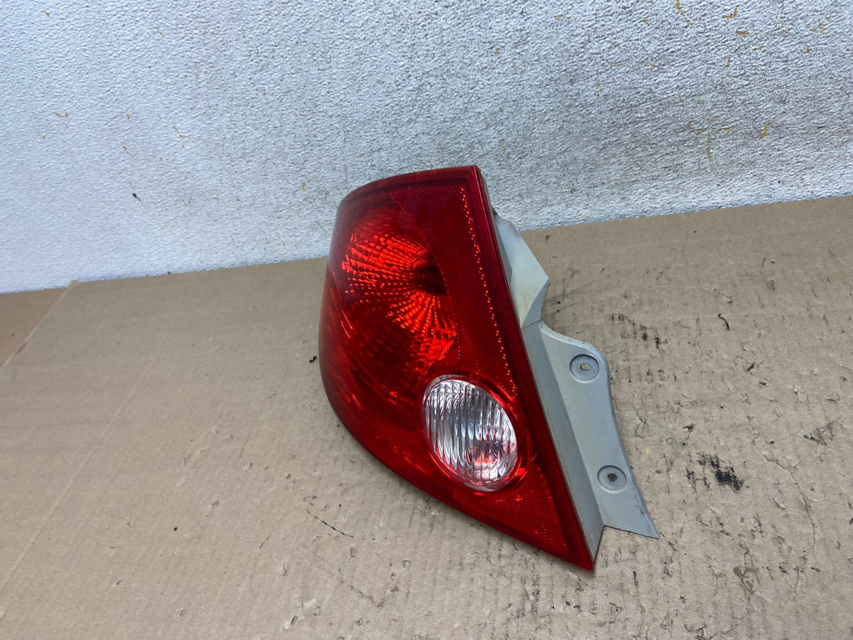 2005-2010 Chevrolet Cobalt Sedan Left Driver Side Tail Light AI2517 LK1