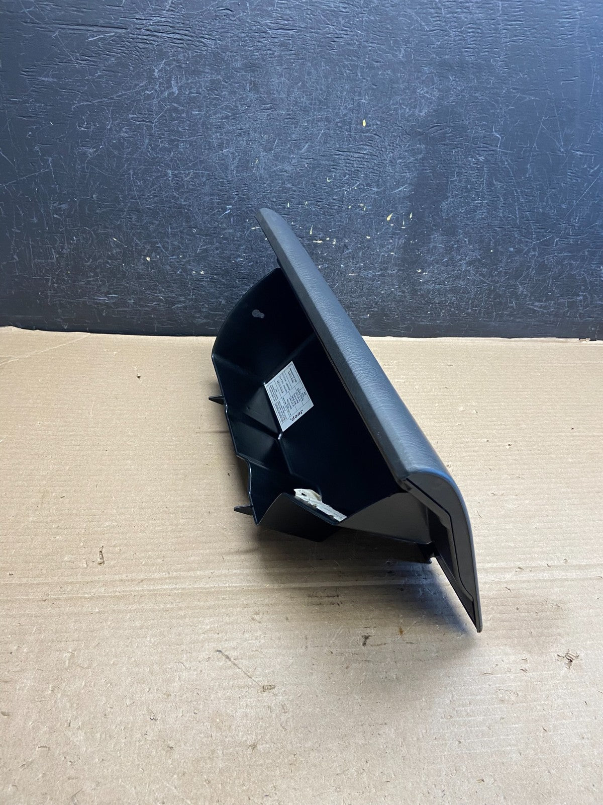 1999-2004 Jeep Grand Cherokee Front Right Passenger Storage Glove Box ah3484 DG1