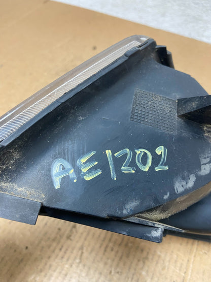 1999 to 2003 Saab 9-3 Front Right Passenger RH Side Turn Signal AE1202 DW8