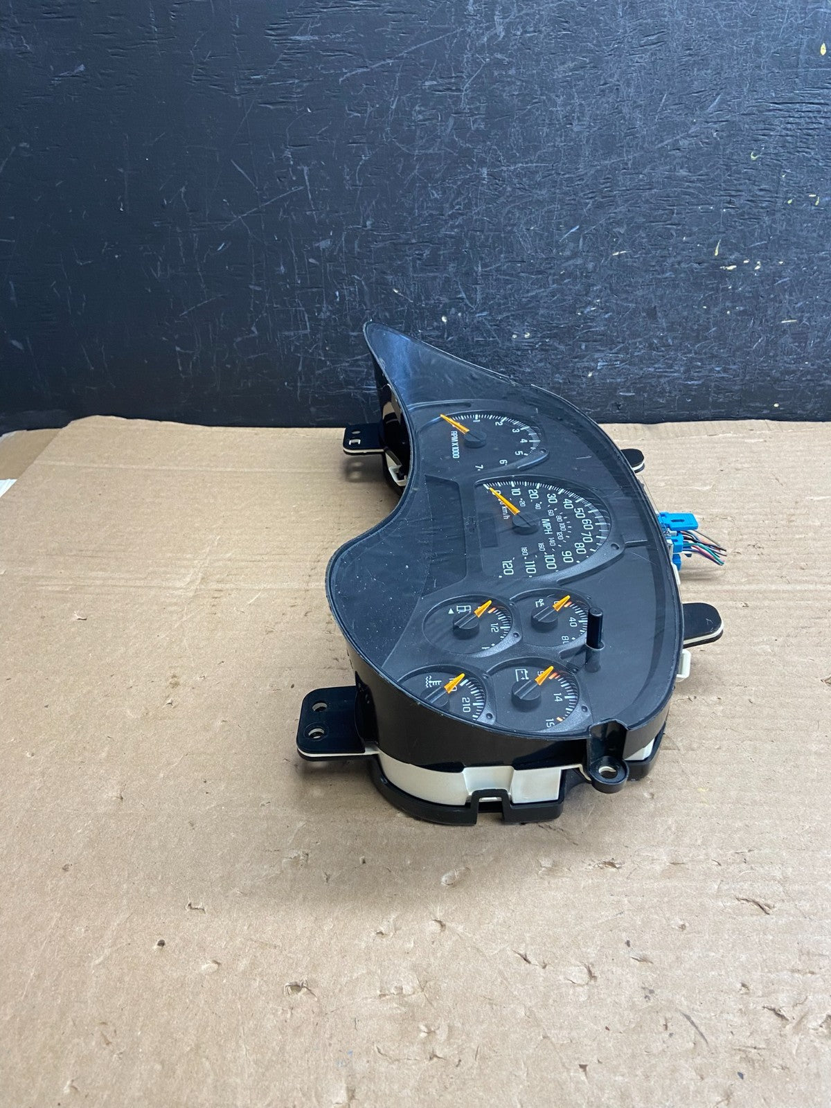 2002 2003 2004 Chevrolet Trailblazer Speedometer Cluster Gauge AF2556 DG2