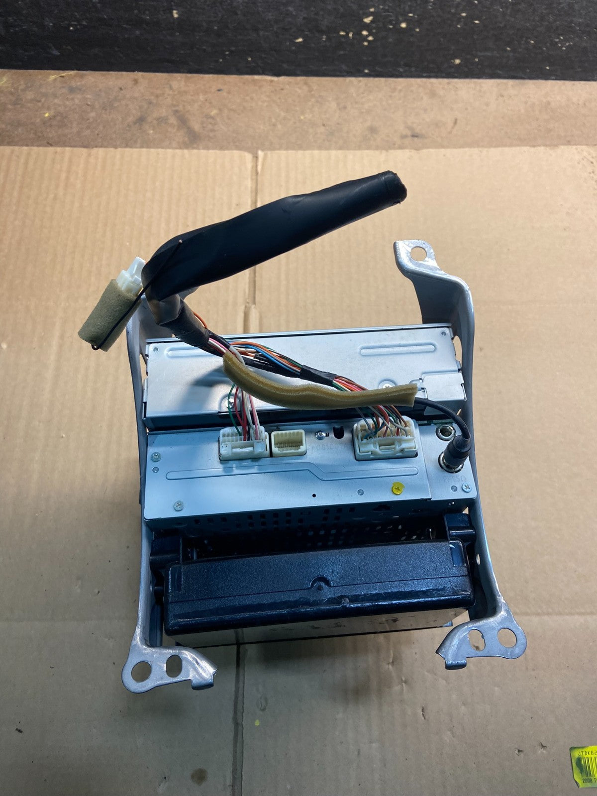 2006 to 2009 Toyota Prius OEM Radio AM/FM CD Player Oem Y4402 DG6