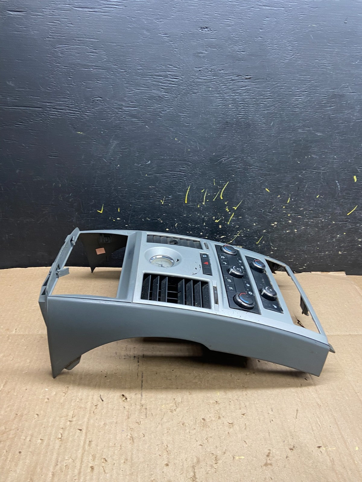 2008 - 2010 Dodge Grand Caravan Radio Bezel Climate Control Heat Heater y5261 DG2