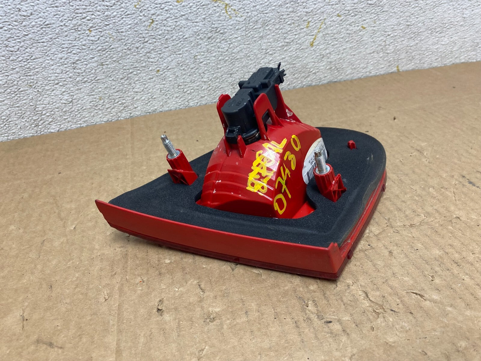 2007 2008 2009 2011 Volkswagen Eos Right Passenger Rh Tail Light inner OEM O74307