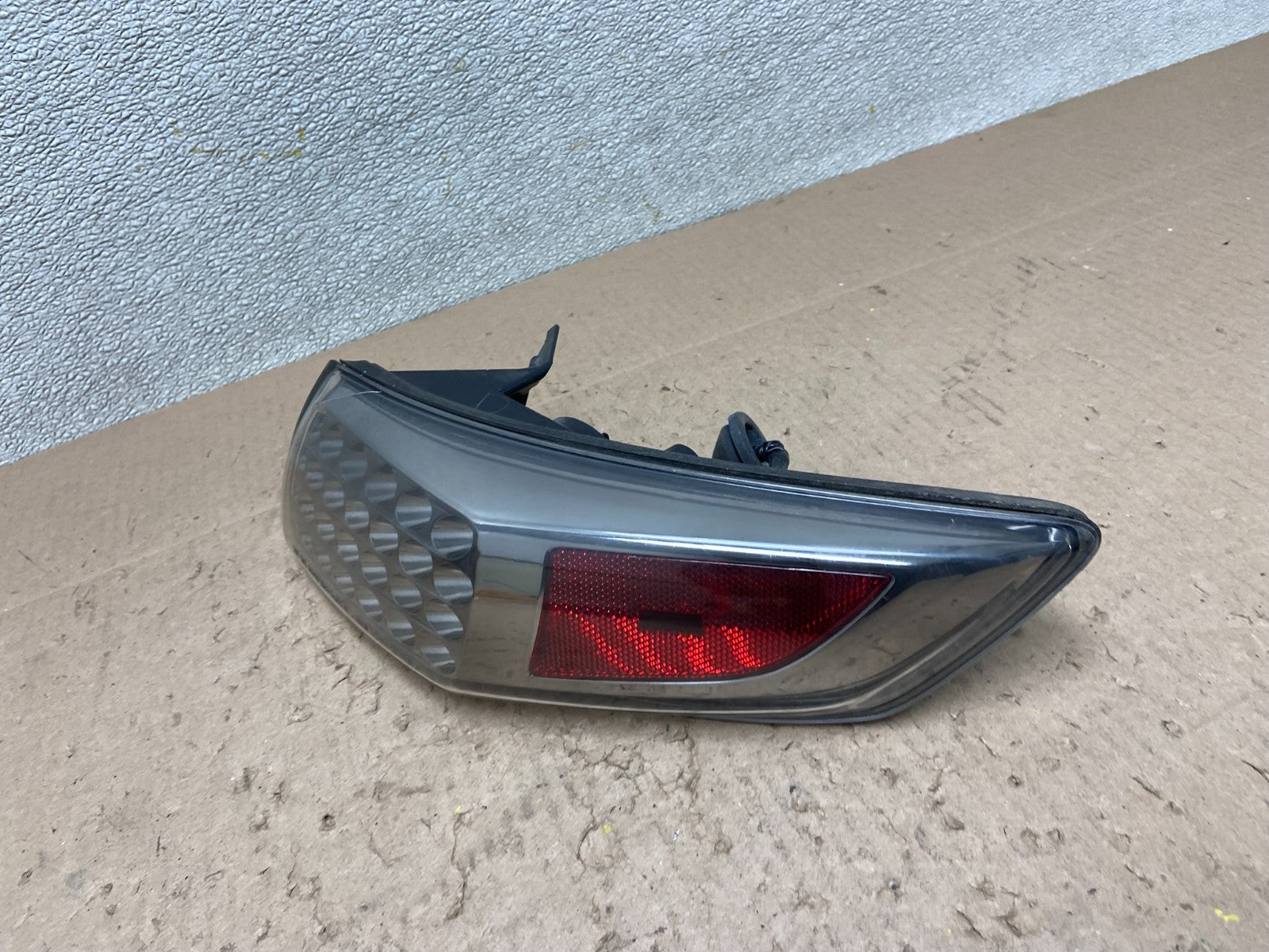 2006 2007 2008 Infiniti FX35 Right Passenger Smoked lens Tail Light OEM Z6476 DW1