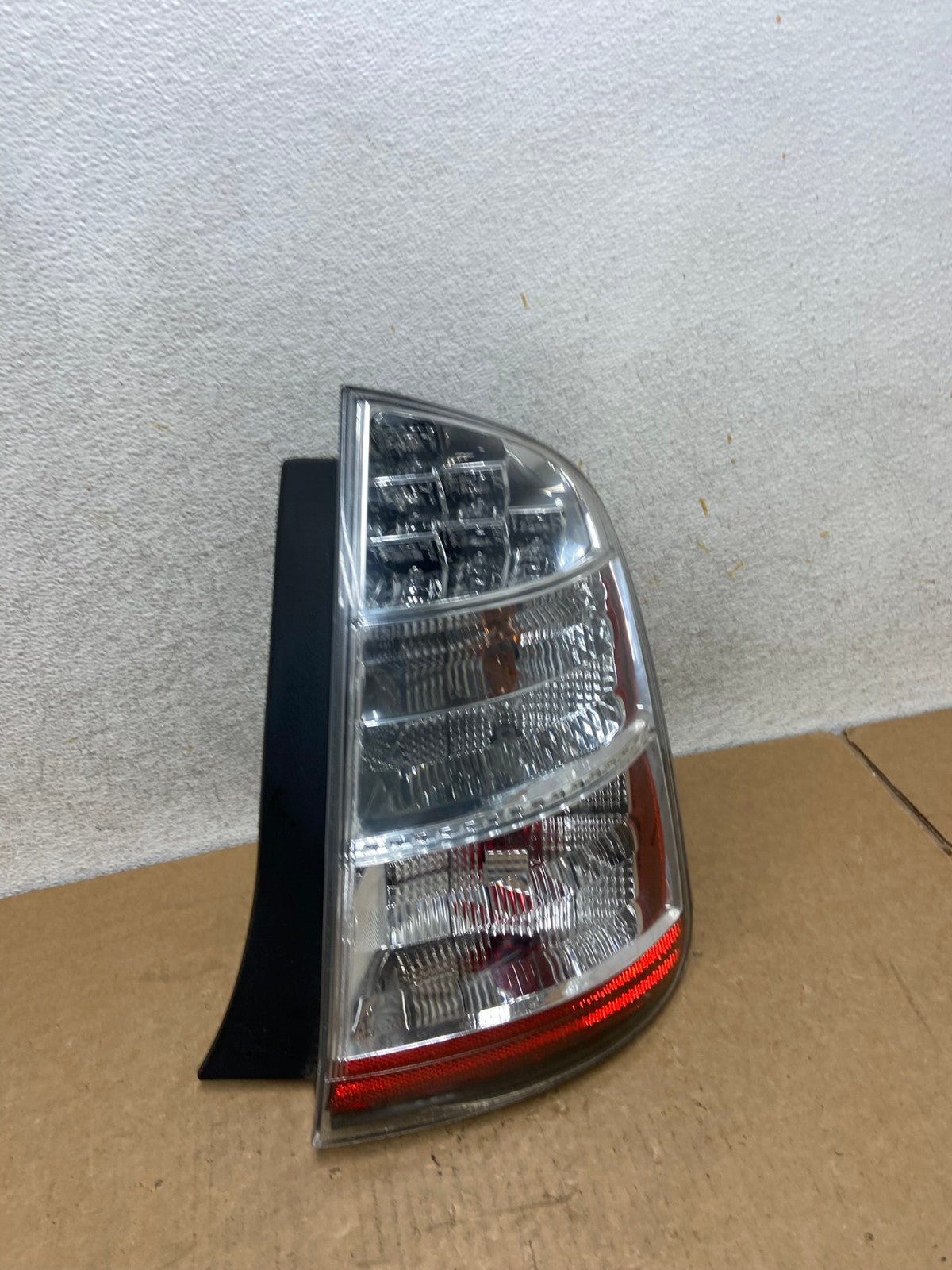 2006 to 2009 Toyota Prius Tail Light Right Passenger Side DEPO AI3381 LK2
