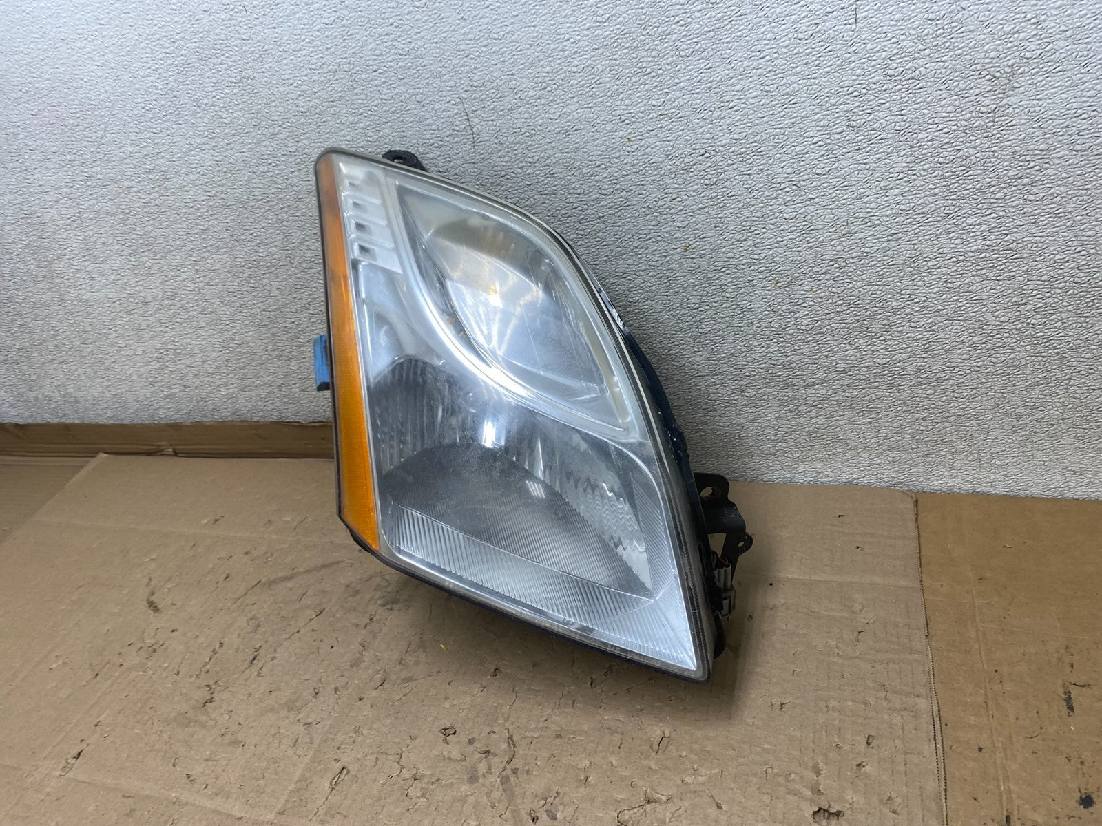 2010 2011 2012 Nissan Sentra Halogen Right Passenger RH Side Headlight U6898 DW1