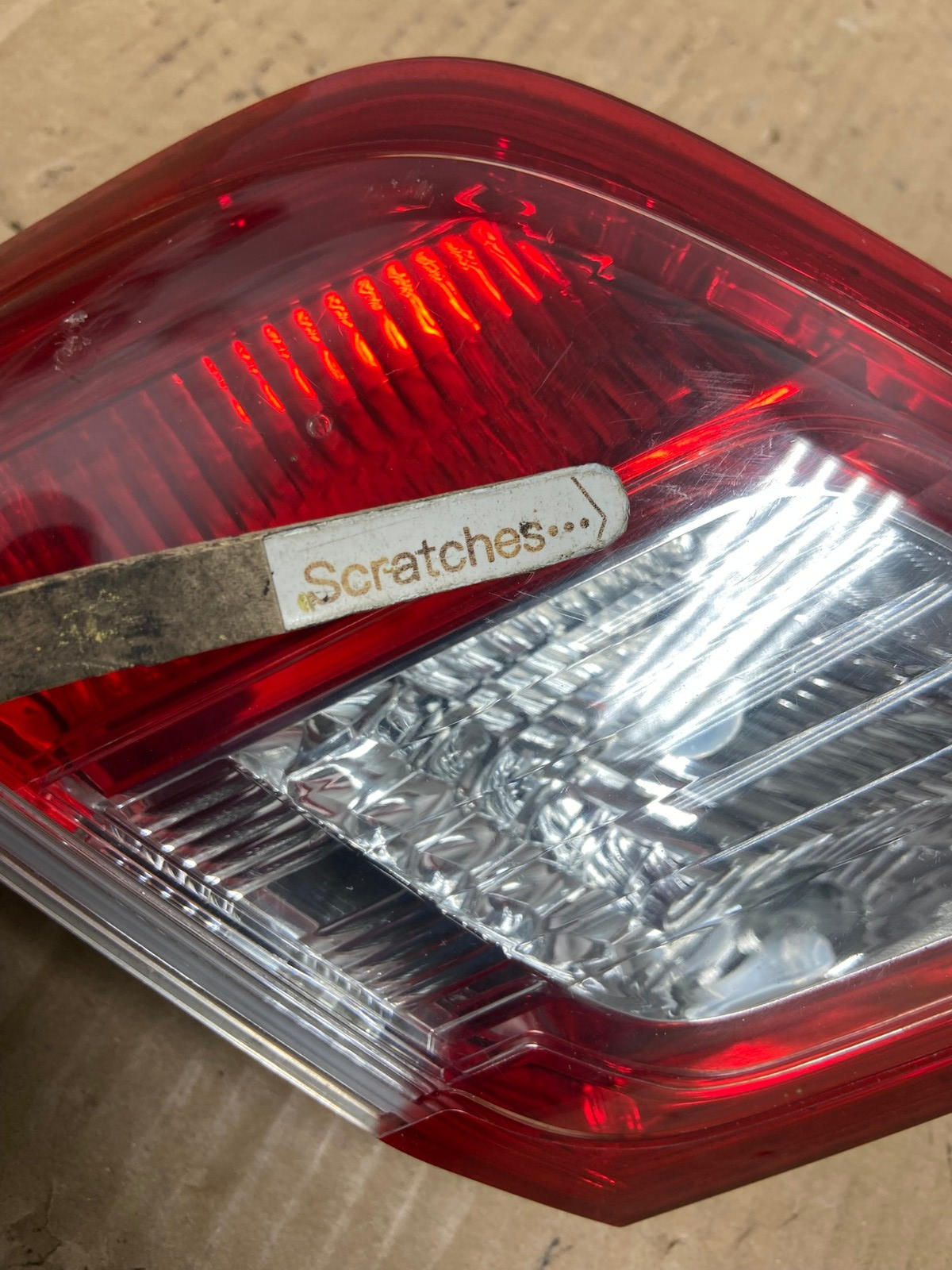 2010 - 2011 Toyota Camry Left Driver LH Side Inner Tail Light AI1254 LK3