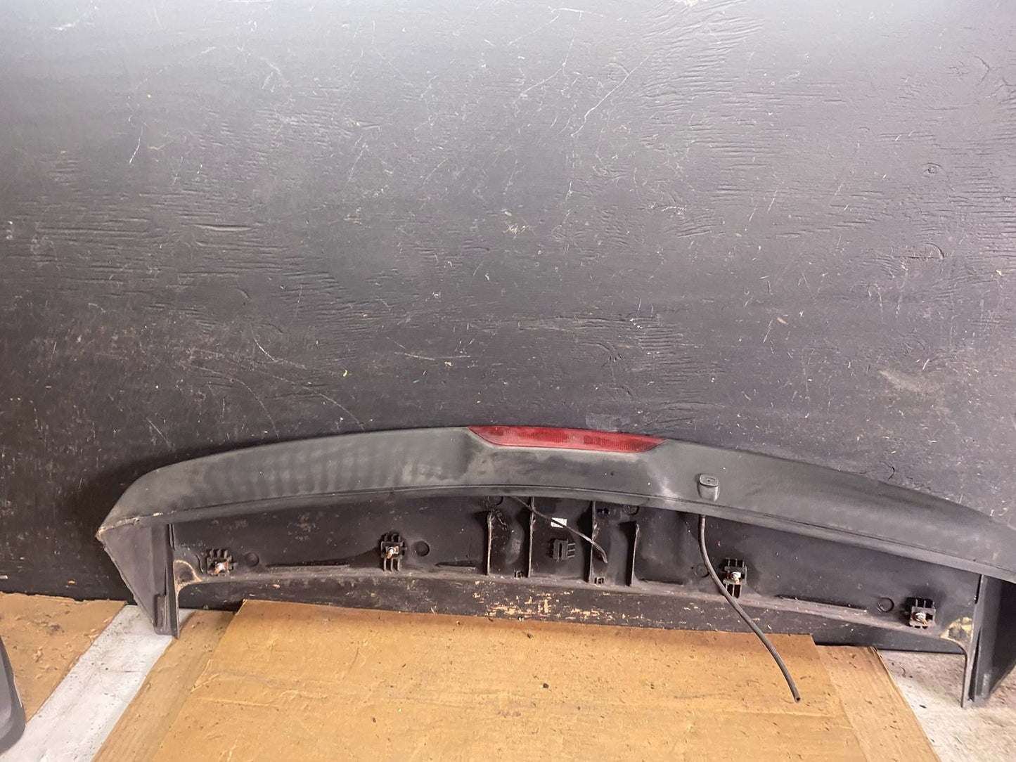 2007 to 2012 Dodge Caliber Rear Trunk Spoiler OEM R0164 DG6