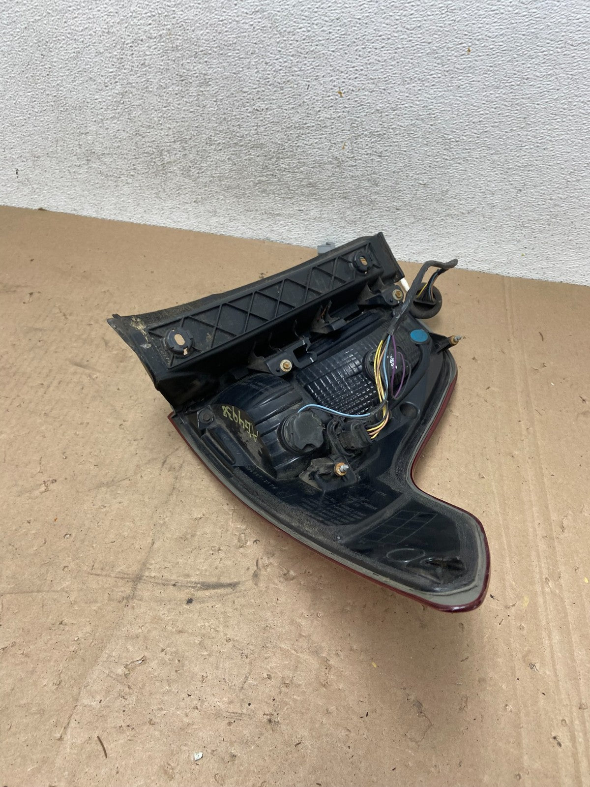 2011 2012 2013 2014 2015 Ford Explorer Right Passenger RH Tail light AG4938 LK6