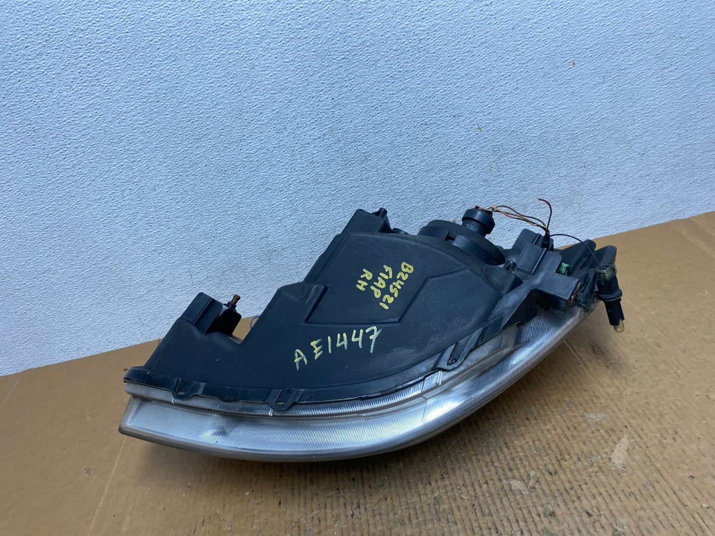 2007-2013 Suzuki SX4 Right Passenger RH Side Halogen Headlight AE1447 DW8