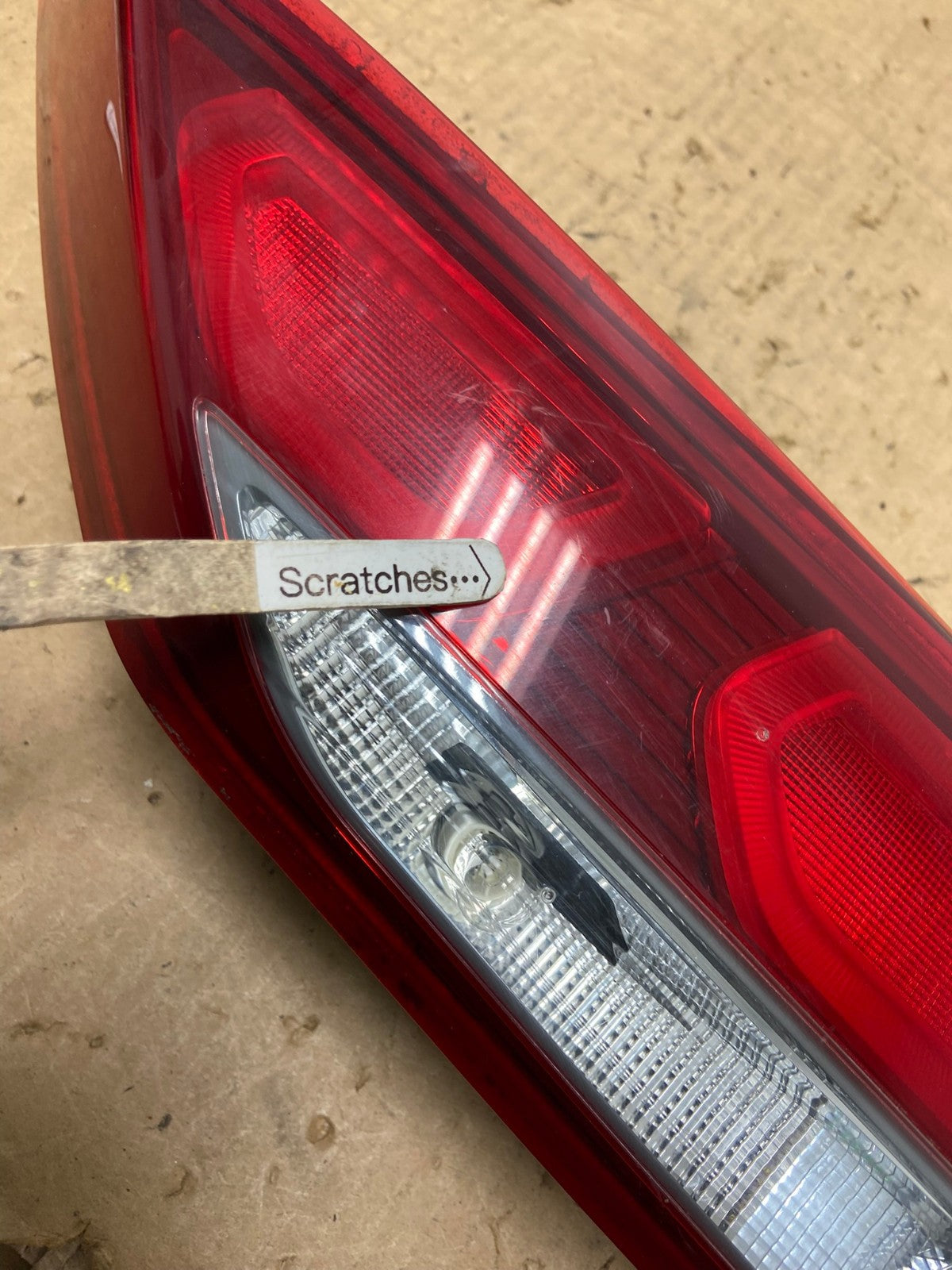 2017-2018 Hyundai Elantra Right Passenger RH Side Inner Tail Light AD3735 LK3