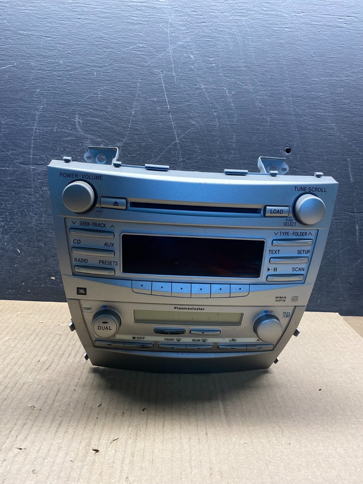 2007-2009 Toyota Camry Radio CD Player Climate Control Bezel AG3979 DG0