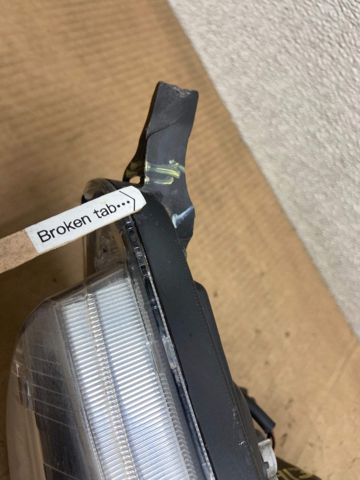 2010 to 2018 Mitsubishi ASX Left Driver Lh Side Xenon Headlight Oem AA6913 DW4