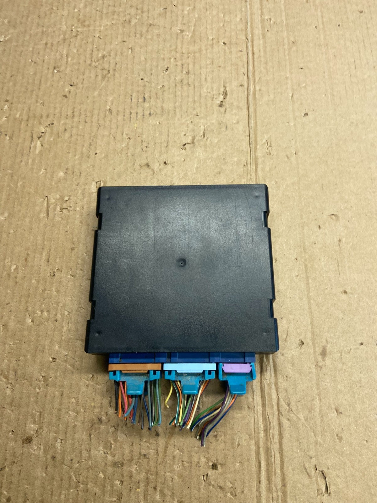 1999 to 2001 Chevrolet Astro Silverado Body Control BCM Module ae3872 DG0