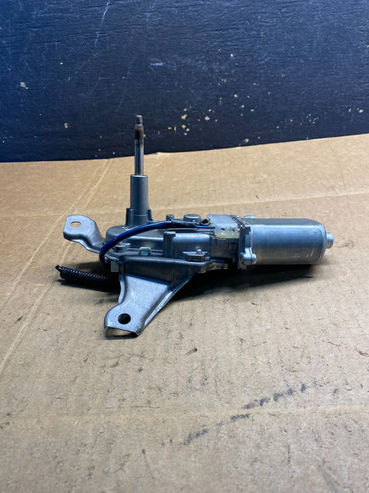 2006-2011 Toyota Yaris Hatchback Rear Wiper Windshield Motor ab3796 DG3
