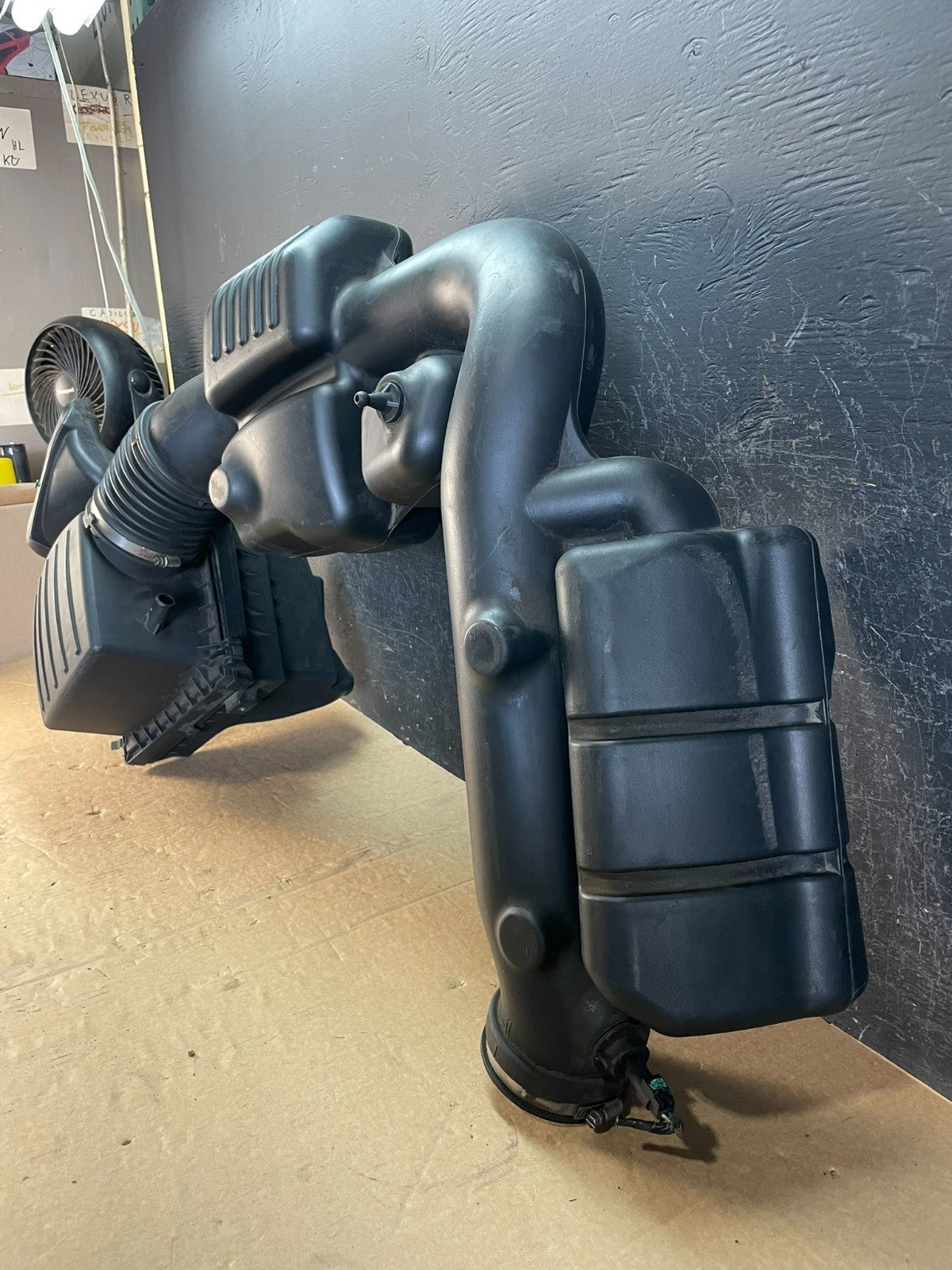 2011 - 2013 Dodge Durango 3.6L Resonator Air Intake Tube AF5384 DW1