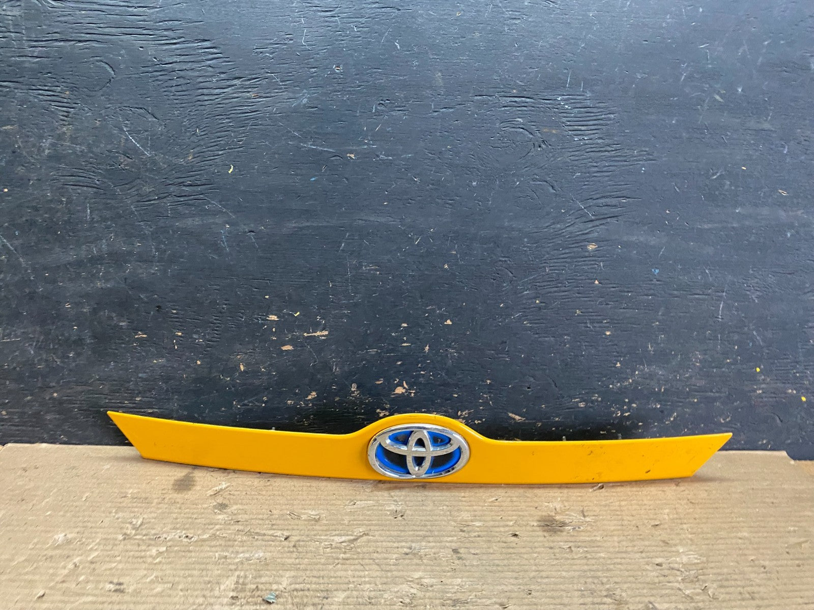 2012 2013 2014 Toyota Camry Hybrid Rear Trunk Deck Lid Molding Trim OEM S5761 DG0