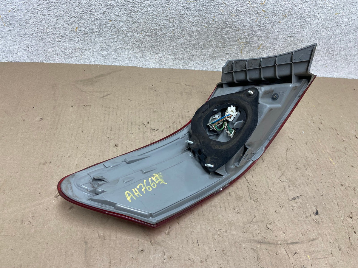 2007 2008 2009 Toyota Camry Right Passenger Side Tail Light AH7664 LK5