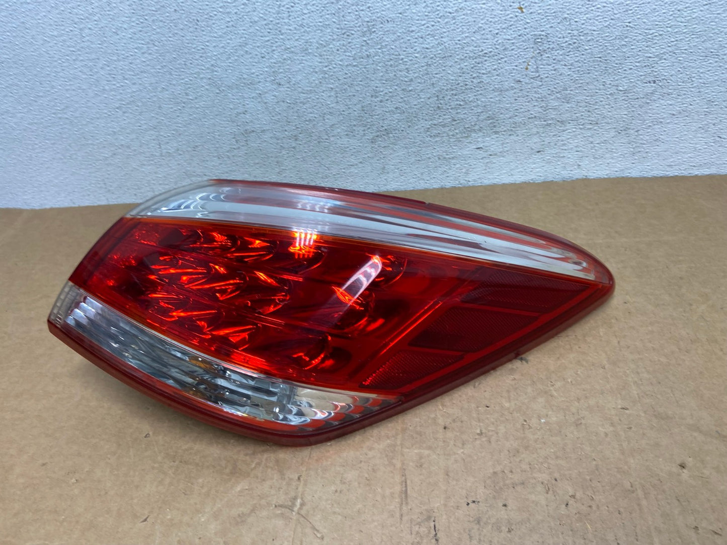 2011 - 2014 Nissan Murano Right Passenger Side RH Tail Light AD6222 LK1