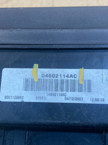 2007 Jeep Grand Cherokee Fuse Box Relay Panel Body Control Module BCM ac7037 DG6