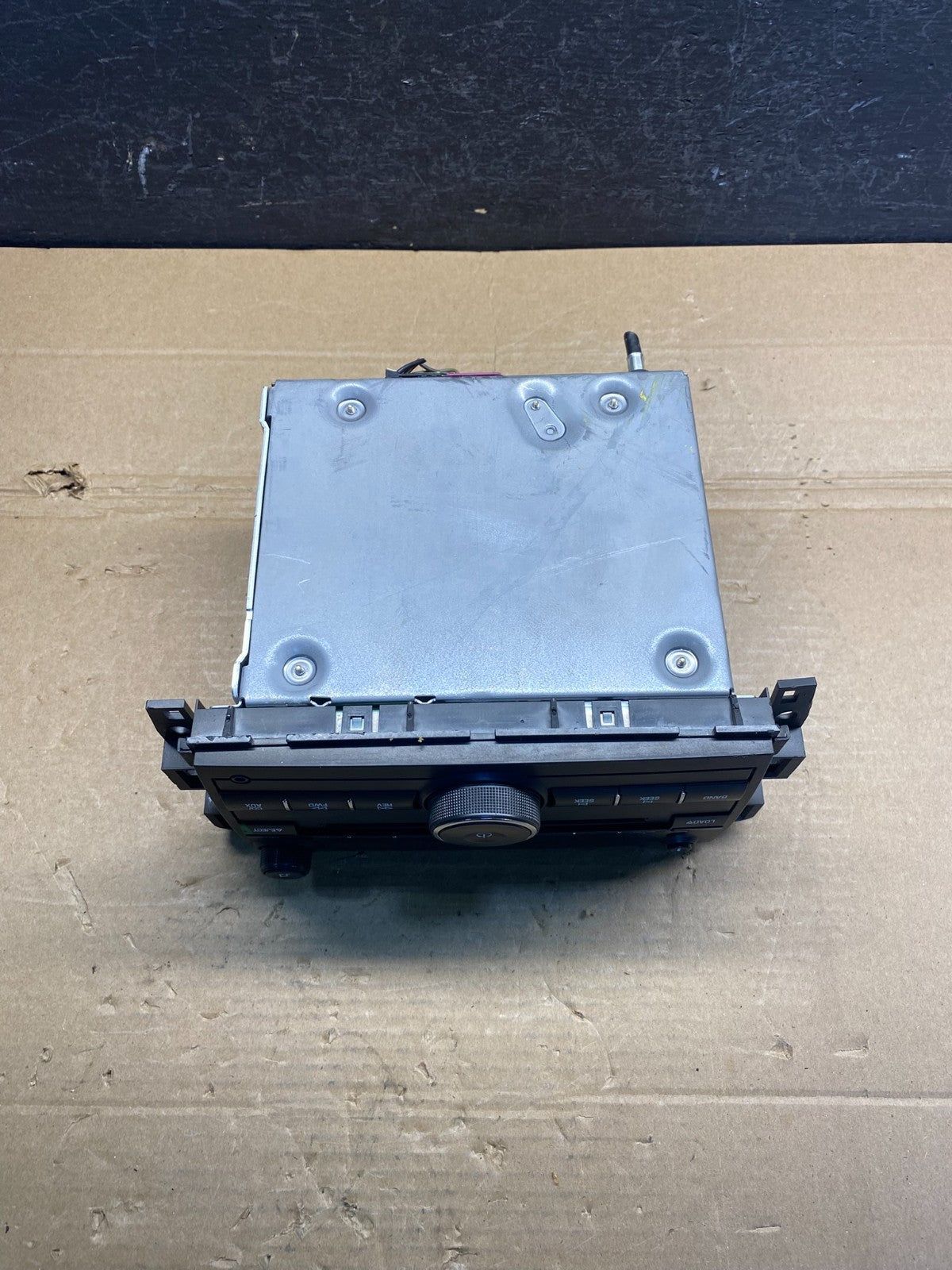 2007 - 2014 Chevrolet GMC Cadillac Buick AM FM CD Radio USB Aux mp3 AD4967 DG4