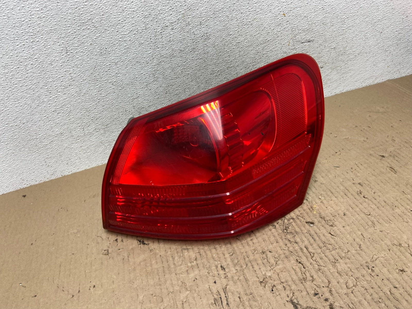 2008 to 2015 Nissan Rogue Right Passenger Rh Side Tail Light AF7029 LK0