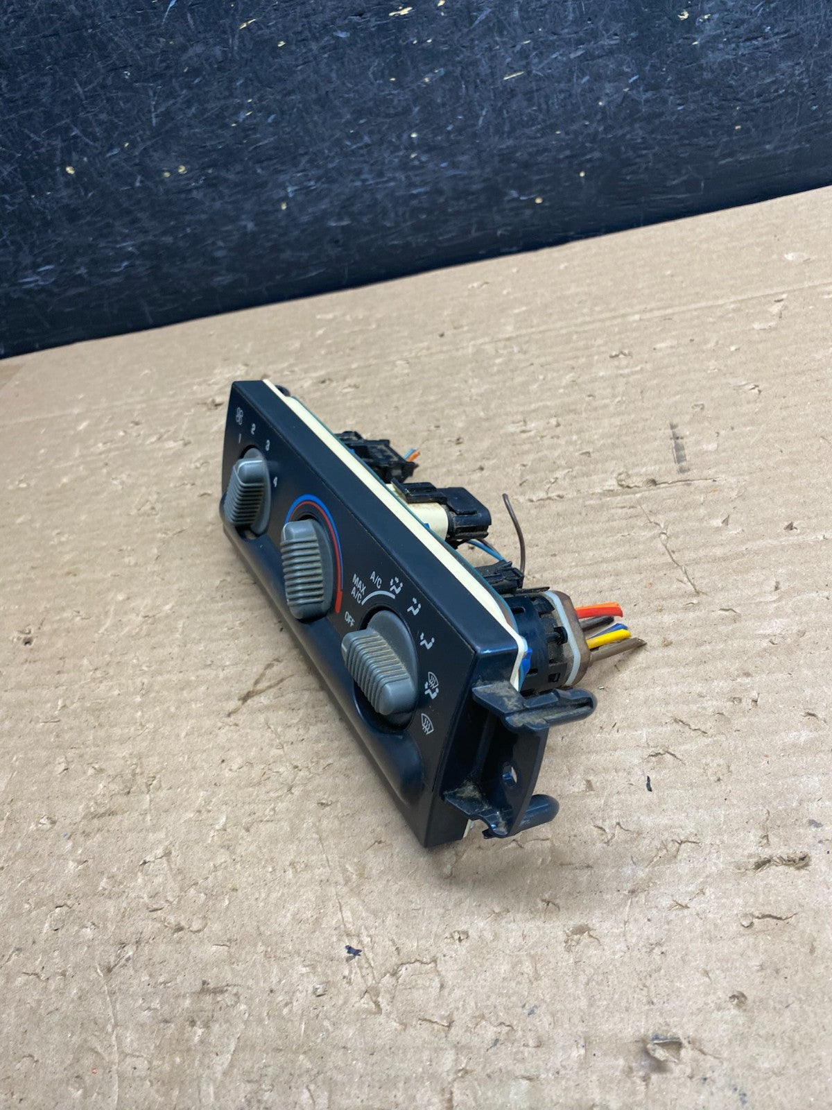 1998-2002 Chevrolet S10 Blazer HVAC A/C Heater Climate Control Module AG8484 DG2