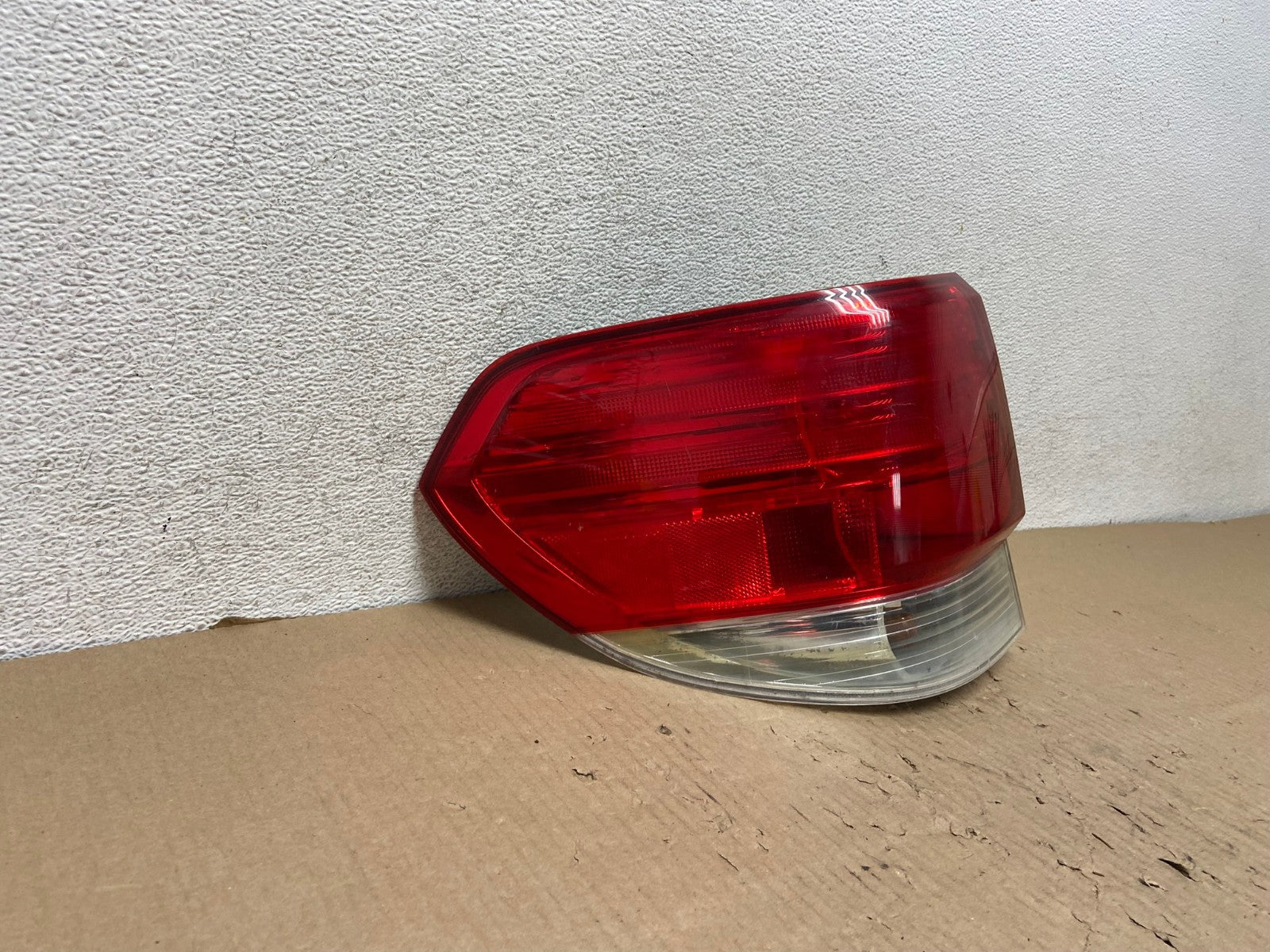 2008 2009 2010 Honda Odyssey Left Driver LH Side Tail Light AG8028 LK1