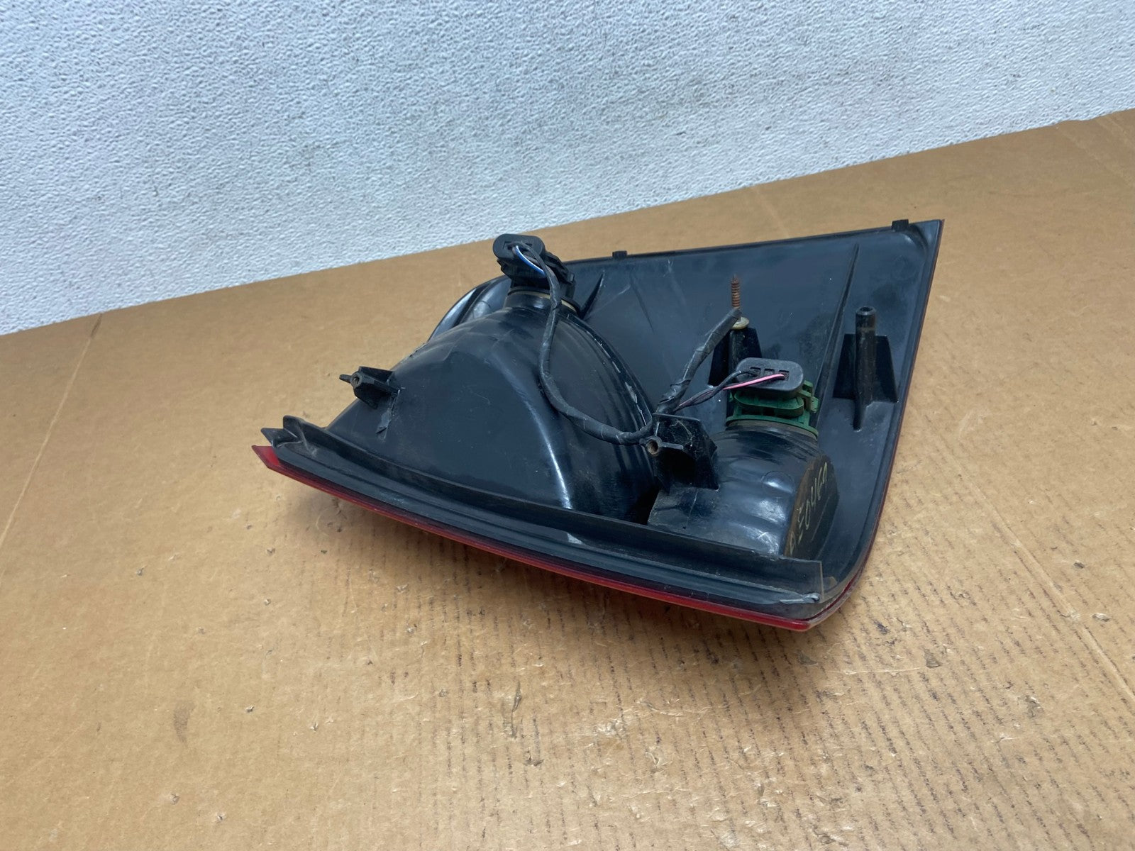 2002 to 2005 Ford Explorer Left Driver Lh Side Tail light AE0469 LK6