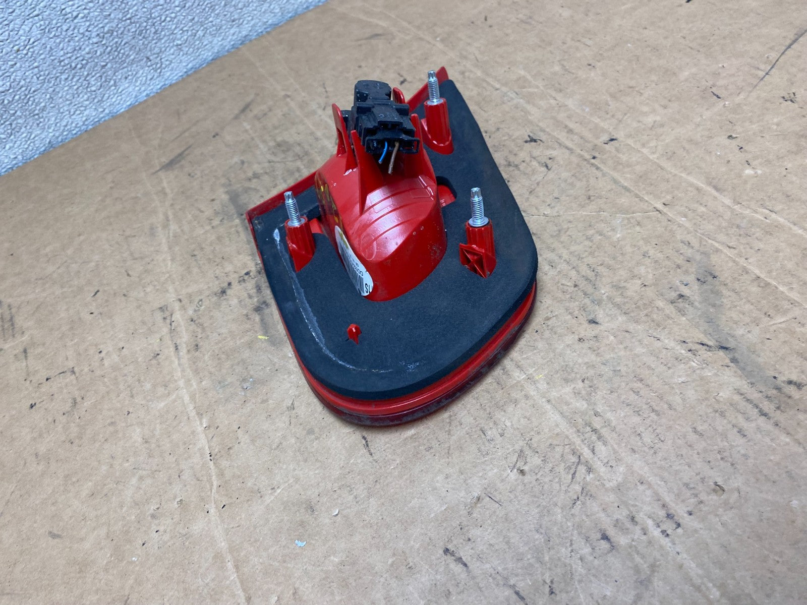 2007 2008 2009 2011 Volkswagen Eos Right Passenger Rh Tail Light inner OEM T20896