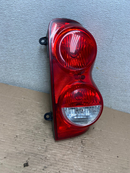 2004-2009 Dodge Durango Tail Light Right Passenger RH Side AA9387 LK2