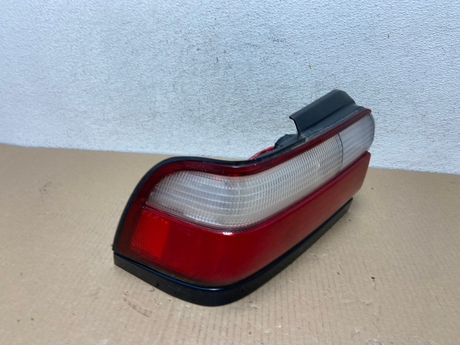 1996 to 1997 Toyota Corolla Left Driver Lh Side Tail Light AE9515 LK2