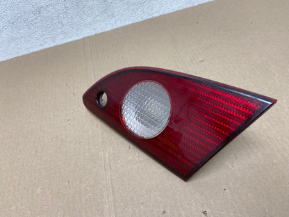 2001 2002 Toyota Corolla Right Passenger RH Side Inner Tail light AE6937 LK1