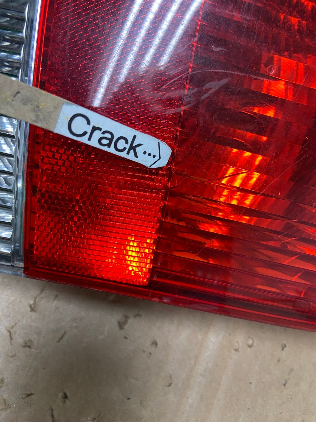 2001 - 2004 Volvo Xc70 V70 Left Driver LH Side Tail Light AD3086 LK5