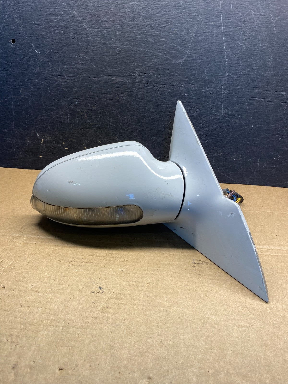 2000 to 2003 Mercedes CLK 320 430 Passenger Right Side View Mirror af8862 DG0