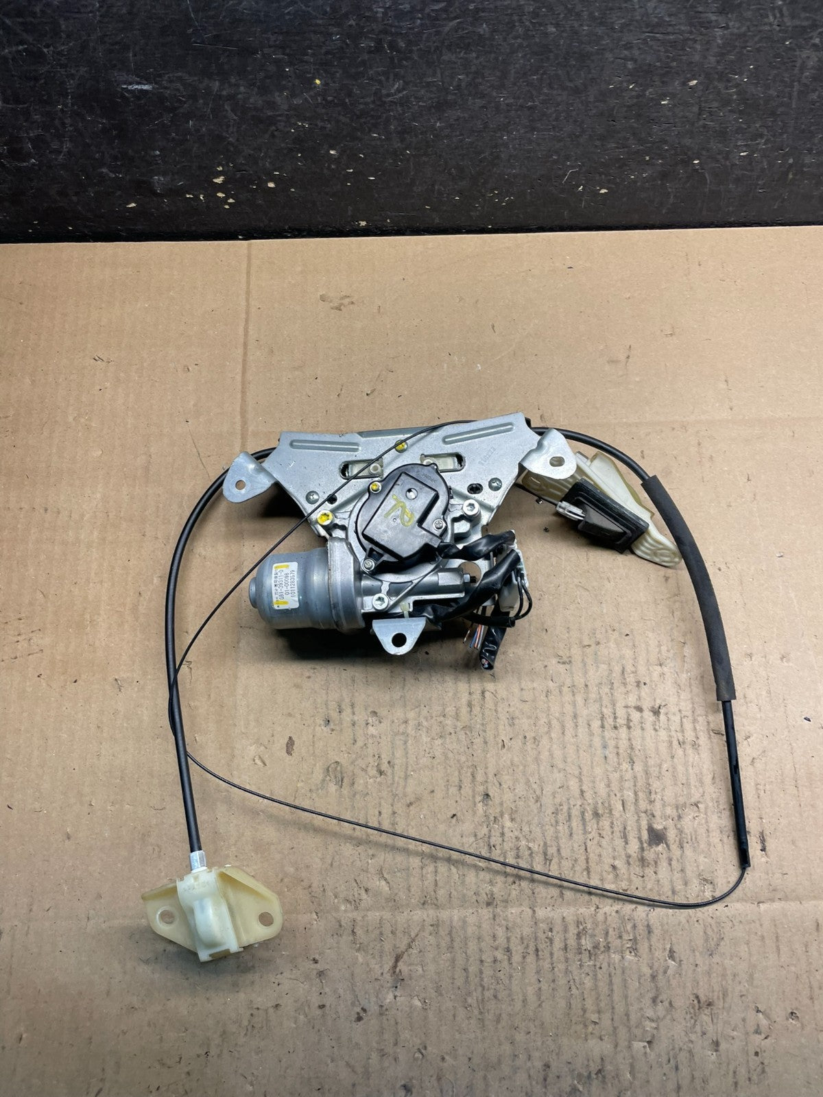 2011 to 2017 Nissan Quest Rear Right Power Sliding Door Motor Wire OEM W6780 DG0