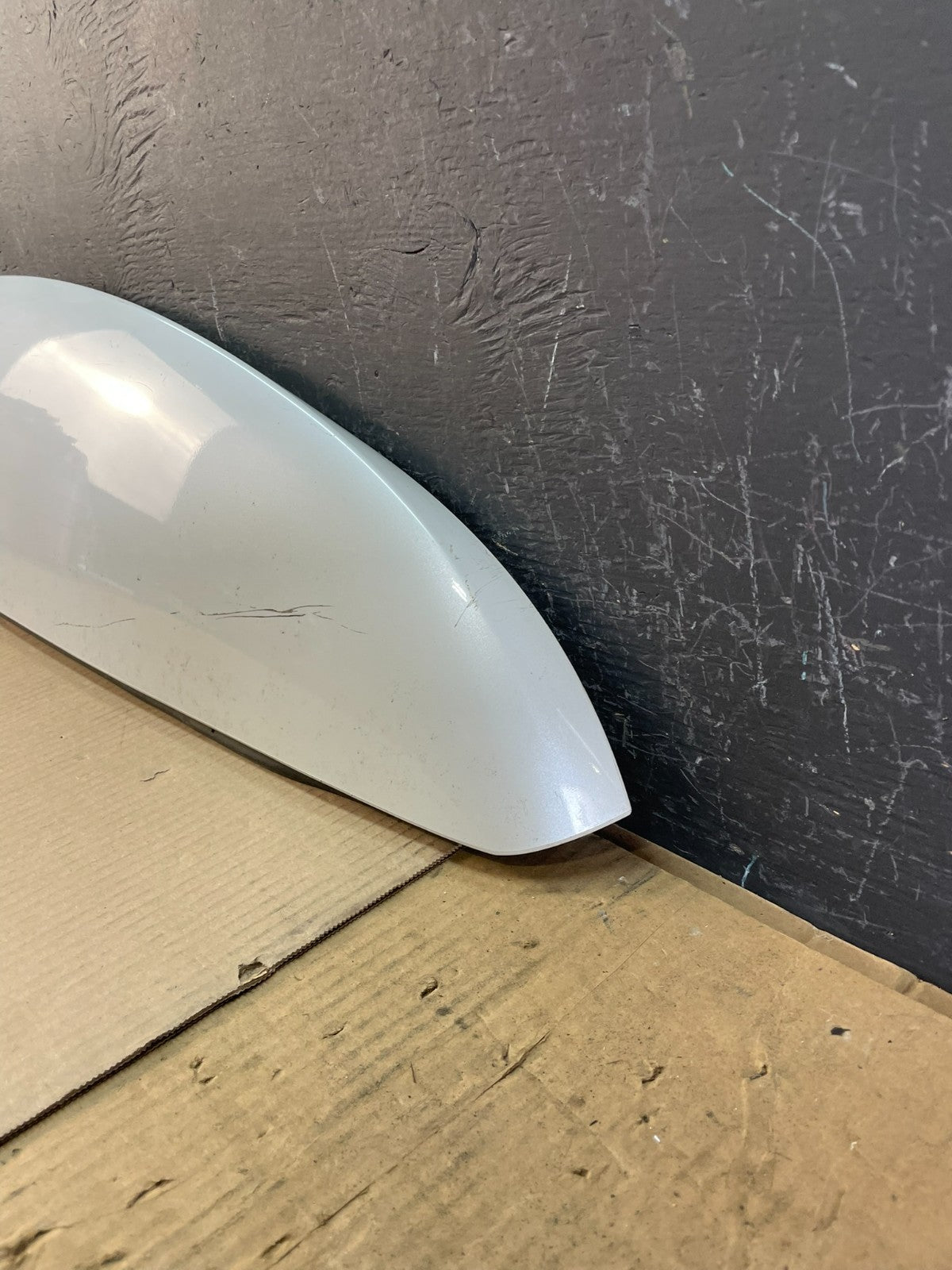 2013 to 2016 GMC Acadia Spoiler Wing Third 3rd Brake Light AC2031 DG1