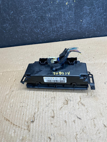 2007 - 2009 Chevrolet Silverado Gmc Sierra A/C Heater Climate Control AC6802 DG3
