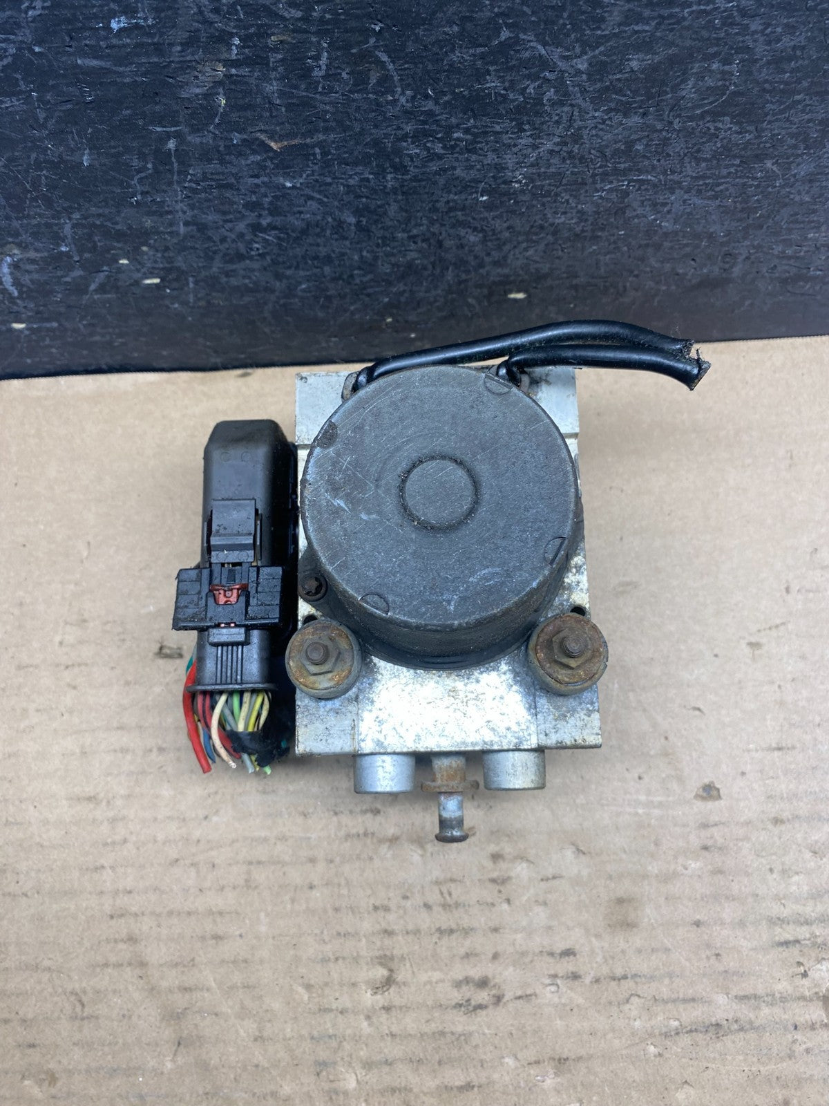 2009 2014 Chevrolet Tahoe Suburban ABS Anti Lock Brake Pump 15905732 ae2153 DG5