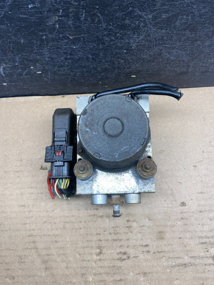 2009 2014 Chevrolet Tahoe Suburban ABS Anti Lock Brake Pump 15905732 ae2153 DG5