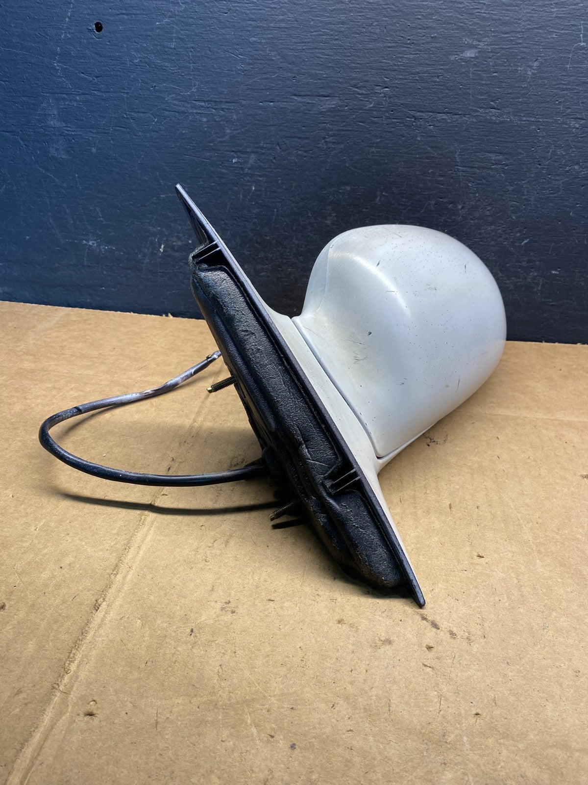 2000 to 2005 Buick LeSabre Left Driver LH Side Door View Mirror AD3719 DW1