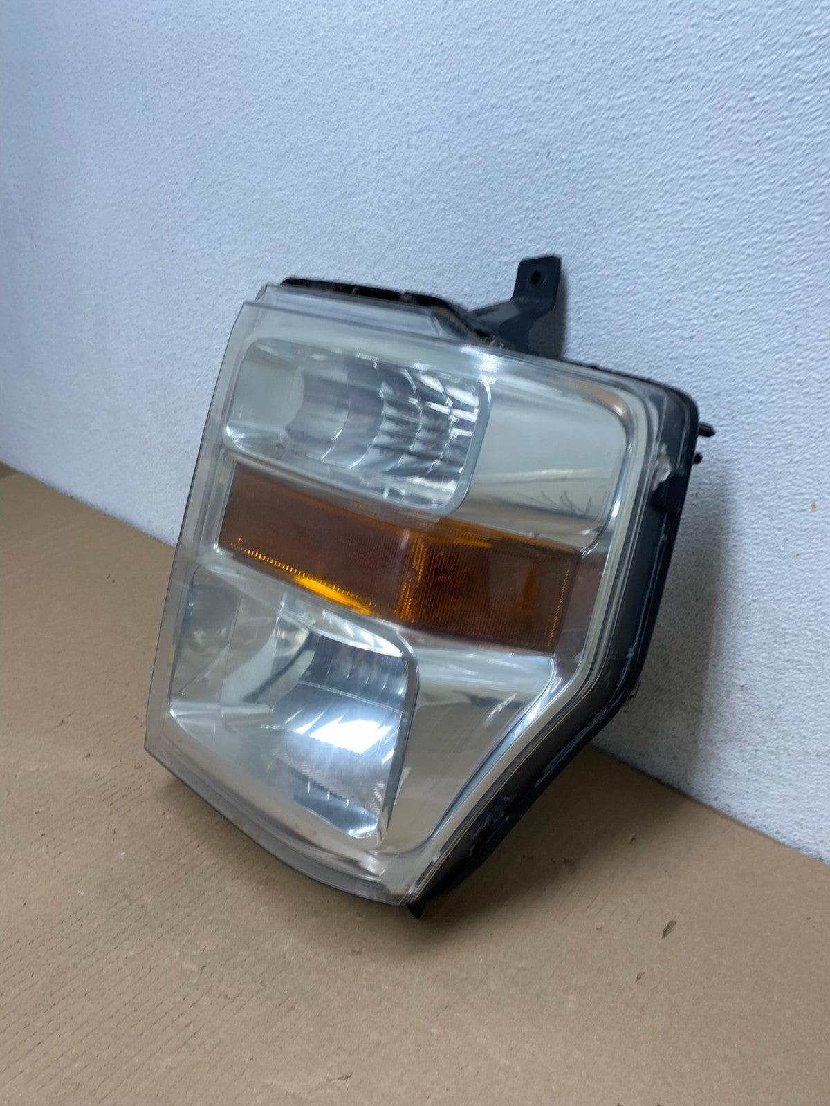 2008 to 2010 Ford F250 Super Duty Left Driver LH Side Headlight AF3050 LK1