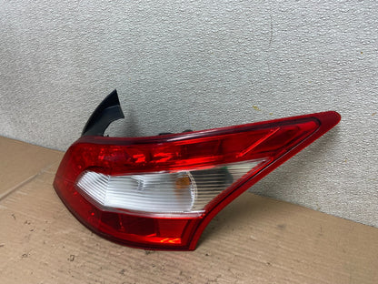 2009 2010 2011 Nissan Maxima Right Passenger RH Side Tail light OEM AA9467 LK1