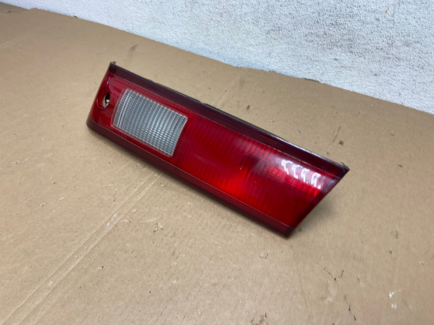 1997 1998 1999 Toyota Camry Tail Light Inner Right Passenger AD7911 LK1