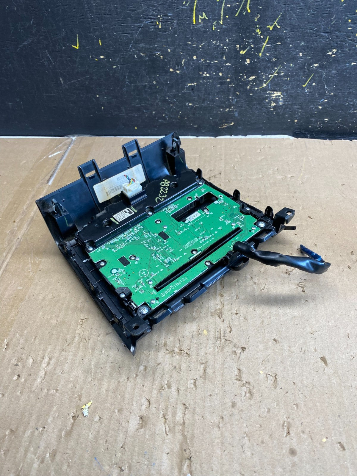 2013 to 2016 Nissan Pathfinder Radio Temperature Climate Control OEM ab2232 DG3