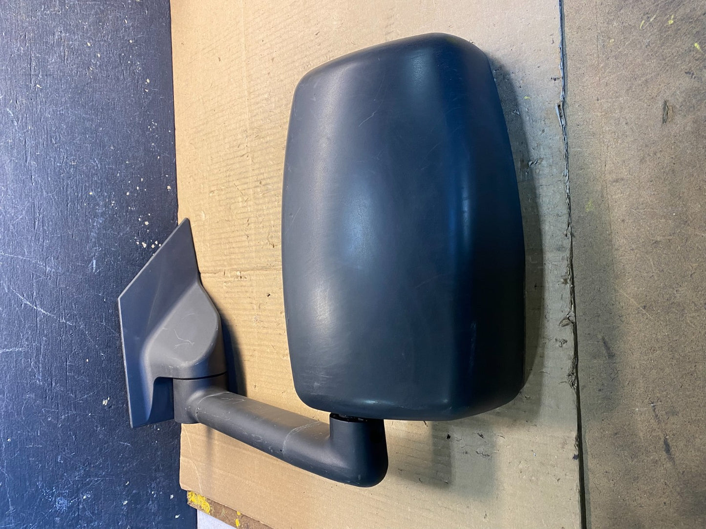 2005 Chevrolet Express Savana Left Driver LH Side View Mirror AB0346 MS0