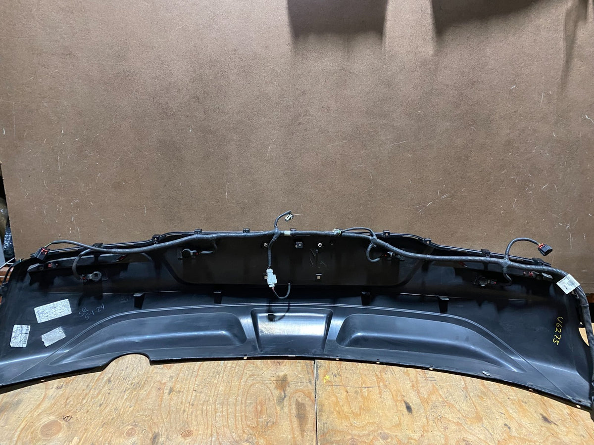 2016 to 2019 Chevrolet Volt Rear Lower Bumper Cover 23371790 U6275 PS9
