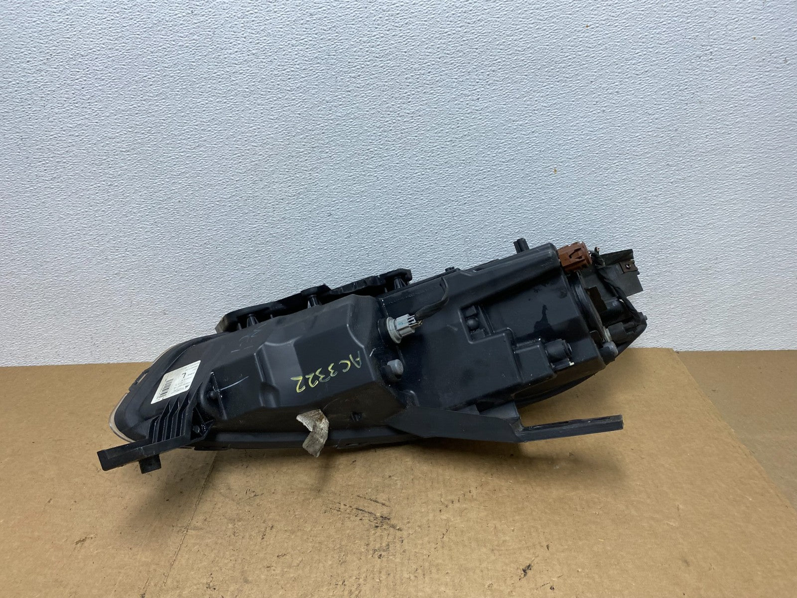 2013 to 2016 Dodge Dart Left Driver LH Halogen Black Headlight Oem AC3322 DW6