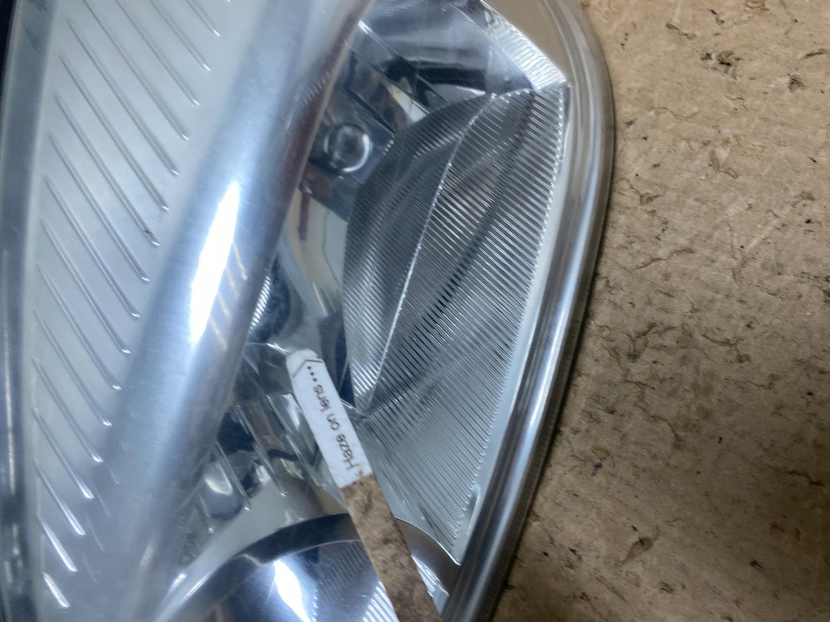 2005 - 2009 Pontiac Montana / Uplander Left Driver LH Headlight AG1203 DW5