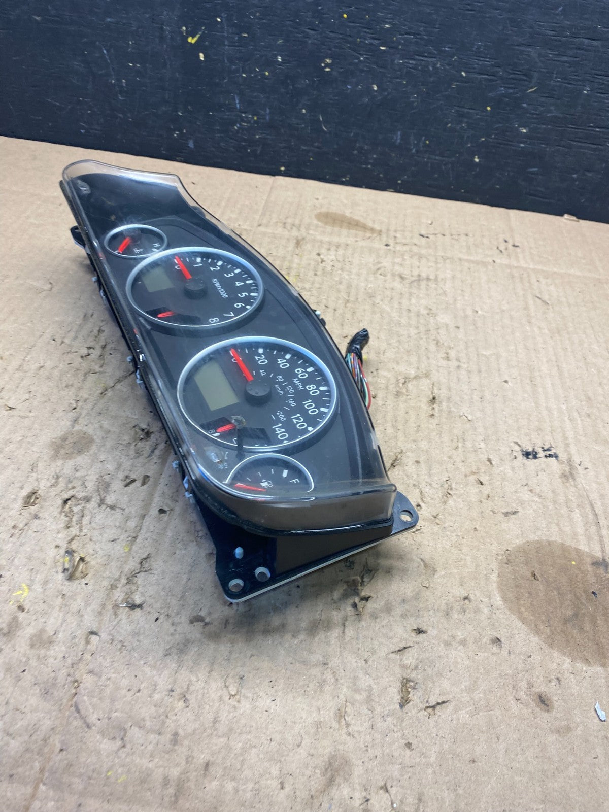 2006-2007 Nissan Pathfinder Xterra Cluster Speedometer Instrument OEM P7736 DG2